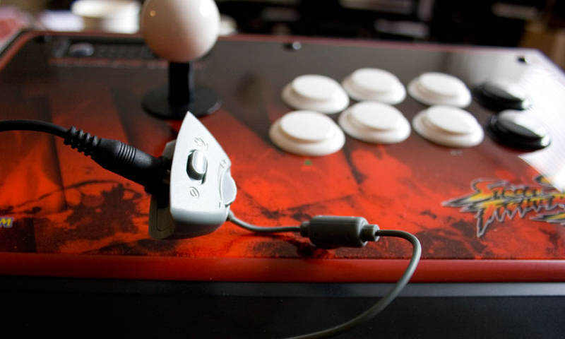 Illustration for article titled Mad Catz Street Fighter IV FightSticks Review